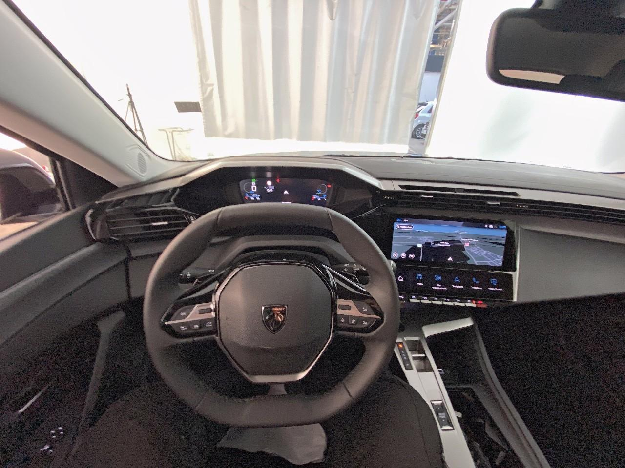 Peugeot 308 sw hybrid 145 e-dcs6 allure — photo 12