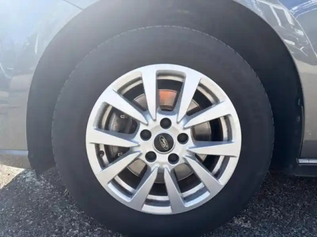 Ford Tourneo Connect 2.0 ecoblue 102ch titanium 7 places — photo 7