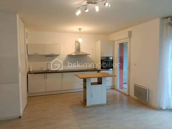 APPARTEMENT T2 - 48 M² - RDC - TERRASSE - GARAGE - PARKING