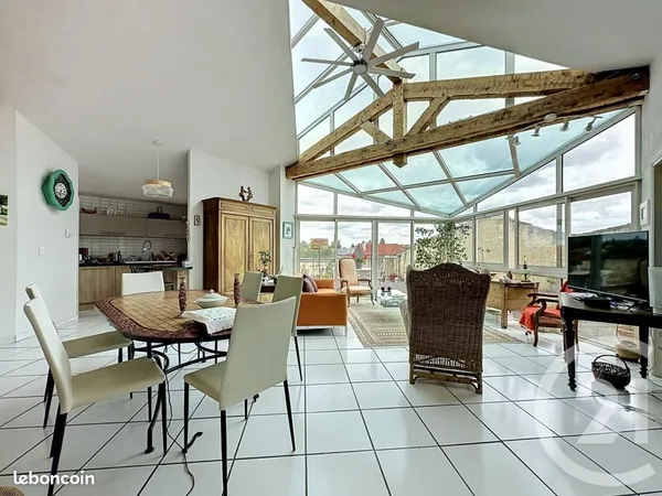 Appartement 4 pièces 140 m²
