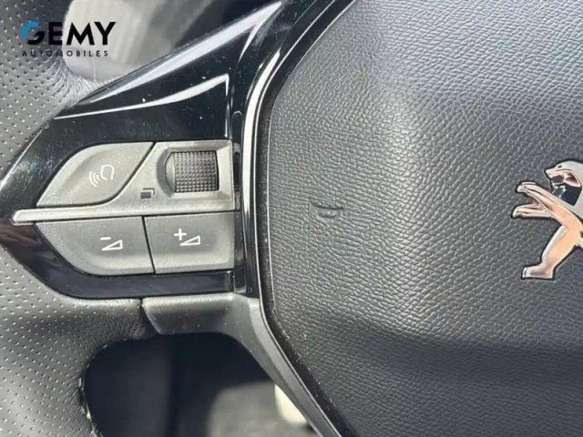 Peugeot 208 electrique 50 kwh 136ch — photo 18