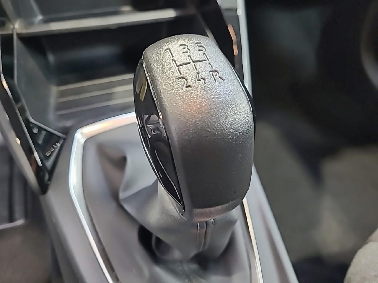 Peugeot 208 puretech 75 s&s bvm5 active — photo 19