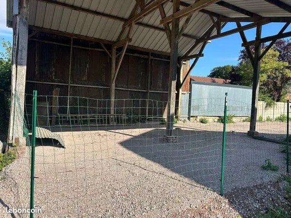 Location hangar avec terrain
