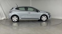 Renault Clio 1.0 TCe 90ch Evolution - 25 — photo 4