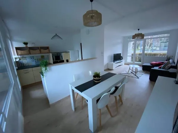 Appartement 5 pièces 10 m²