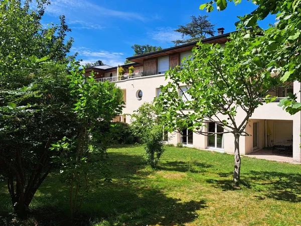 Appartement exceptionnel coeur village
