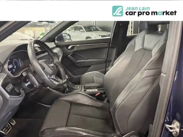 Audi Q3 sportback 35 tfsi 150 ch s tronic 7 — photo 5