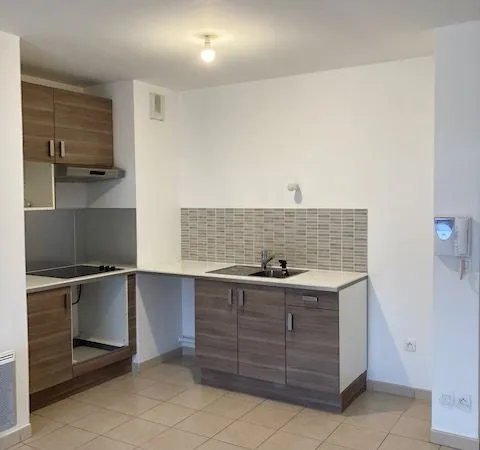 APPARTEMENT T2 LUMINEUX Résidence de 2012