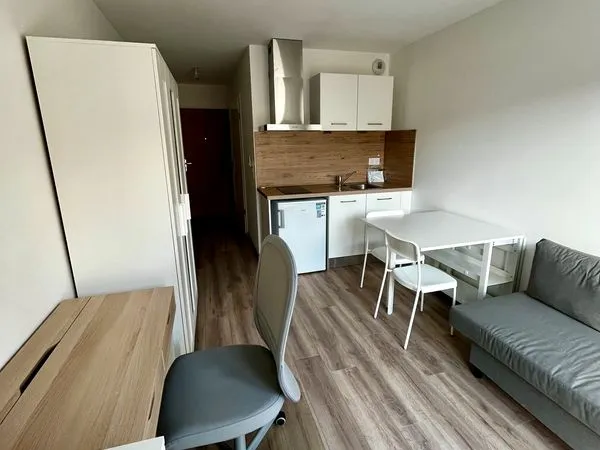Studio meublé