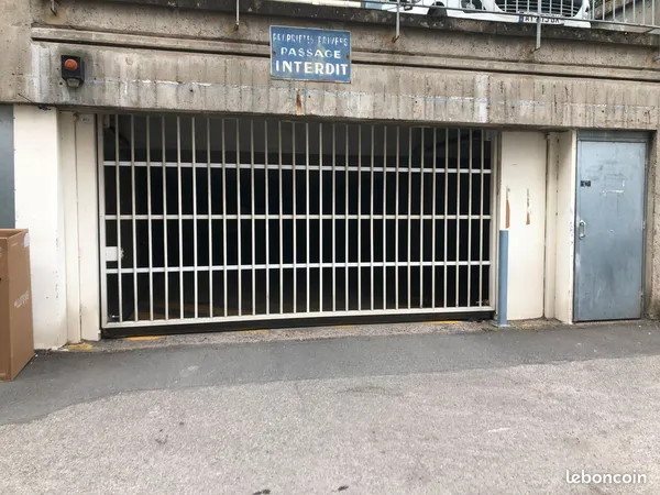 Garage à louer