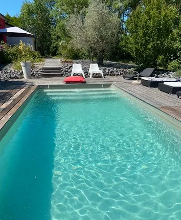 Maison contemporaine avec piscine