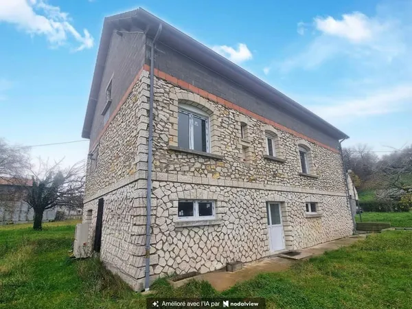 A saisir, Idéal pour investisseurs et / ou résidence principale, grande maison de 95 m2 habitables, 