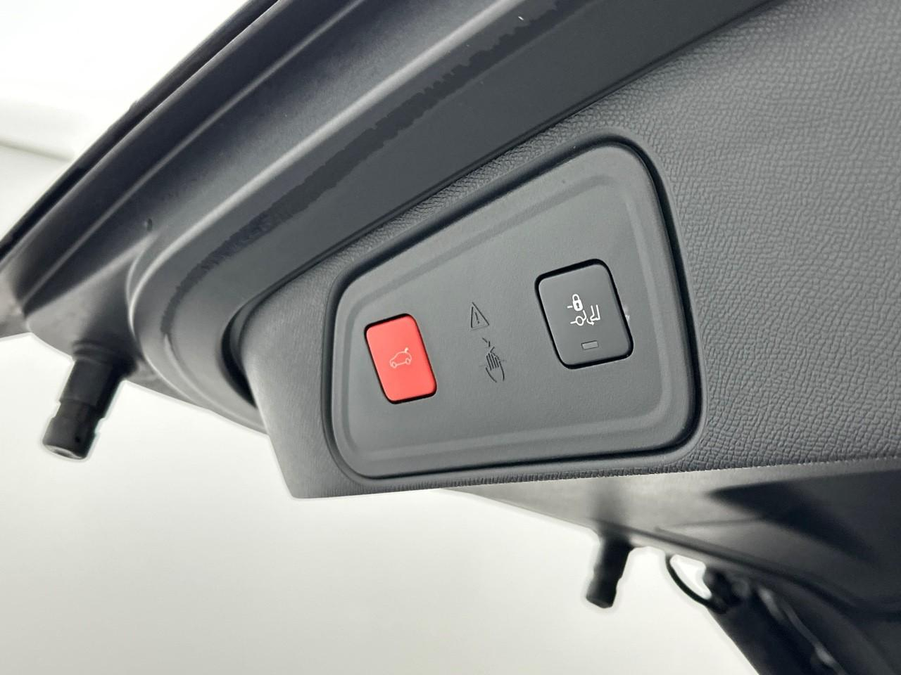 Peugeot 3008 hybrid 225 e-eat8 gt pack — photo 42