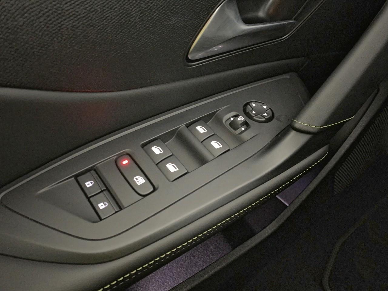 Peugeot 408 electrique 58 kwh 210 ch gt — photo 20
