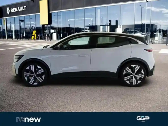 Renault Megane e-tech electric ev60 220ch iconic optimum charge — photo 6
