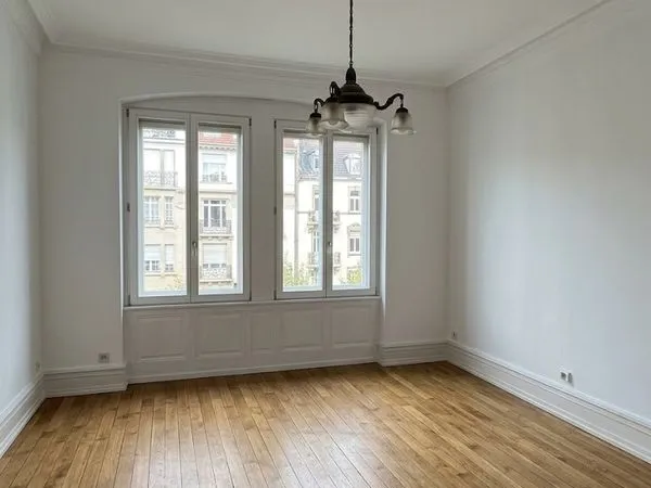 Appartement 7 pièces 193 m²