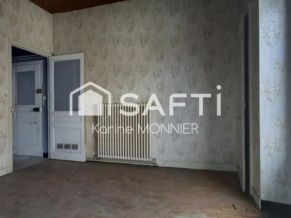 Appartement à rénover avec une grande dépendances