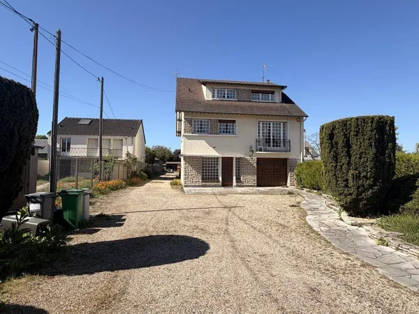 Maison 5 pièces 264 m²