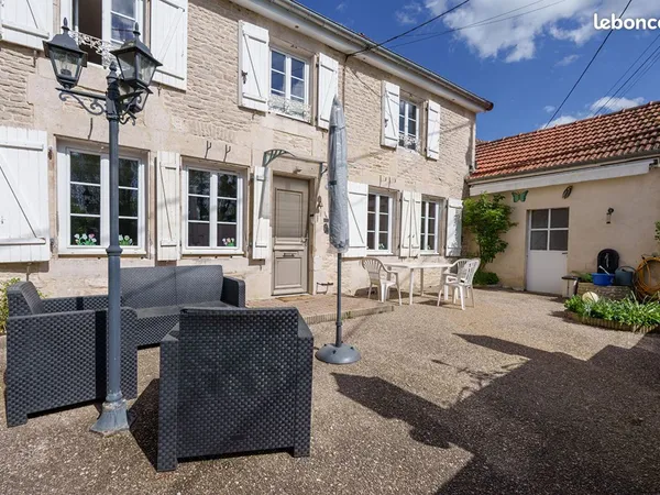 Maison 6 pièces 162 m²