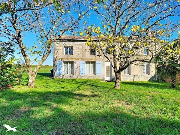 Maison 3 pièces 130 m²