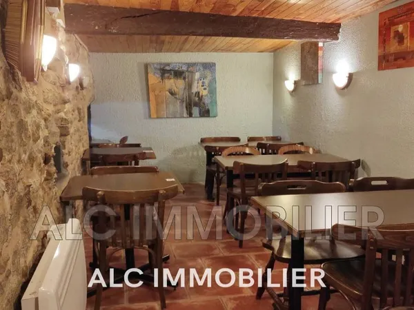 Fonds de commerce 111 m²