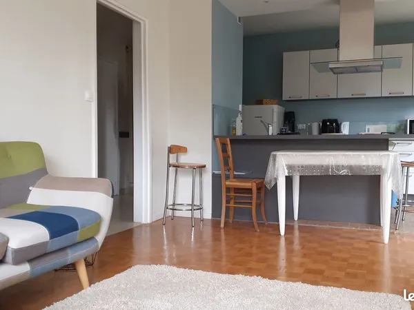 Chambre en colocation meublée