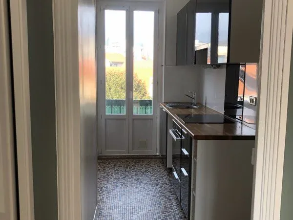 Appartement T2 600 par mois