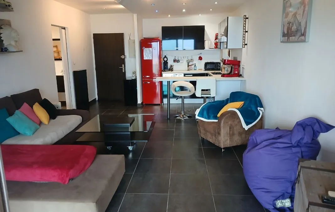 Photo 3