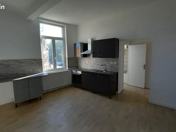 T4 au calme propre 100 m² 600 charges avec chauffage et eau