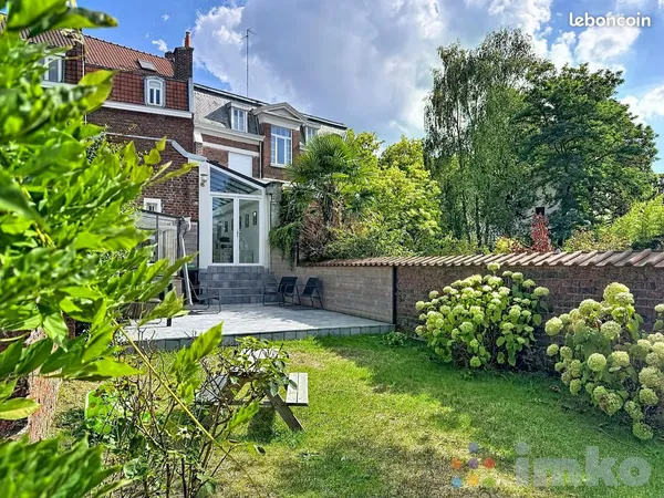 Maison 6 pièces 180 m²