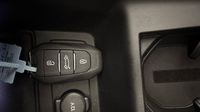Peugeot 408 1.2 PureTech 130ch S&S Allure Pack EAT8 — photo 16