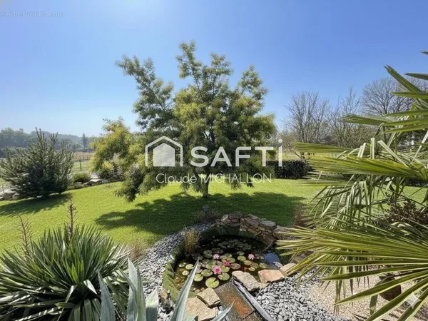 Maison 3 pièces 85 m²