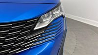 Peugeot 3008 HYBRID 225ch Allure Pack e-EAT8 — photo 17