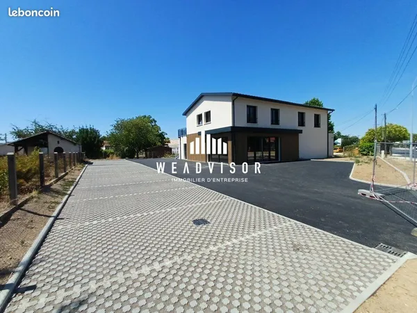 Local commercial 150 m² COUTRAS