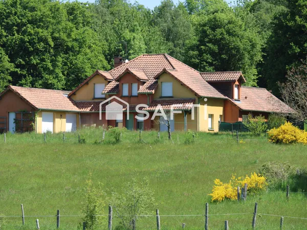 maison d'architecte toute équipée, sur un terrain de plus de 3 hectares