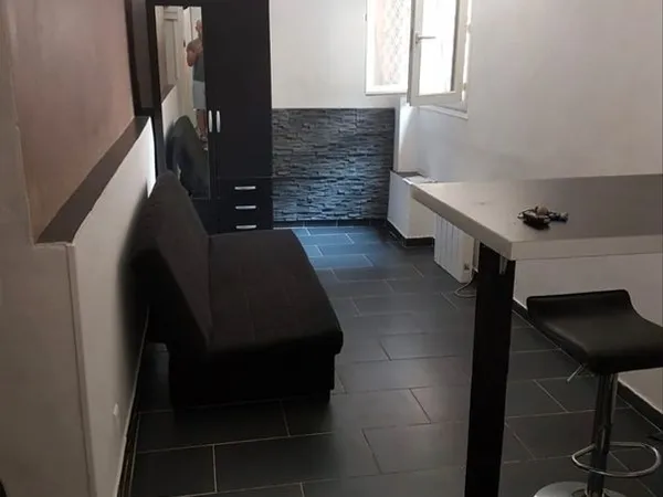 Studette au centre ville
