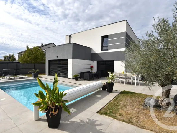 Maison 7 pièces 194 m²