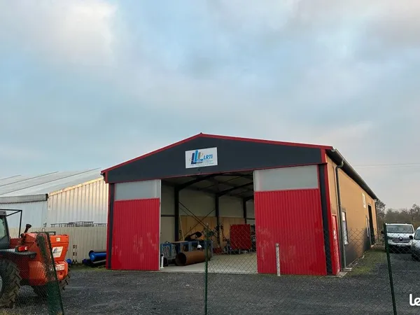 Local 300 m2