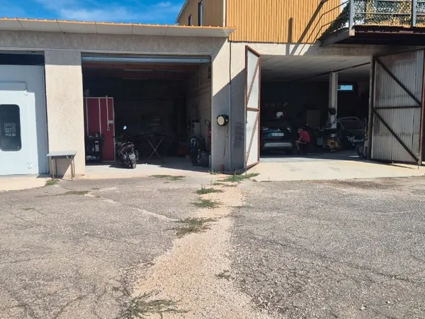 Carrosserie auto moto avec agrement