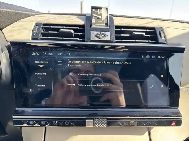 Ds Ds 7 hybride rechargeable e-tense 300 eat8 4x4 — photo 20
