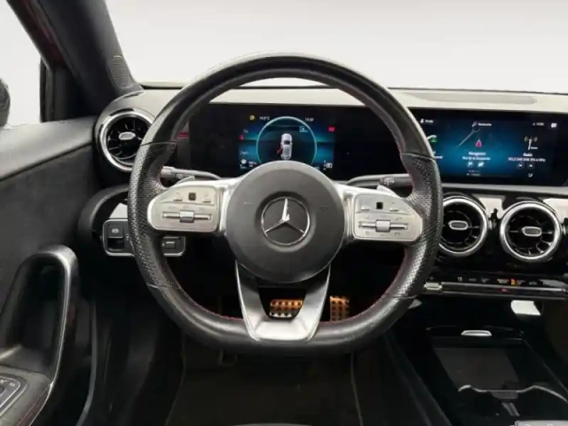 Mercedes Classe A 200 d 150ch amg line 8g-dct — photo 12