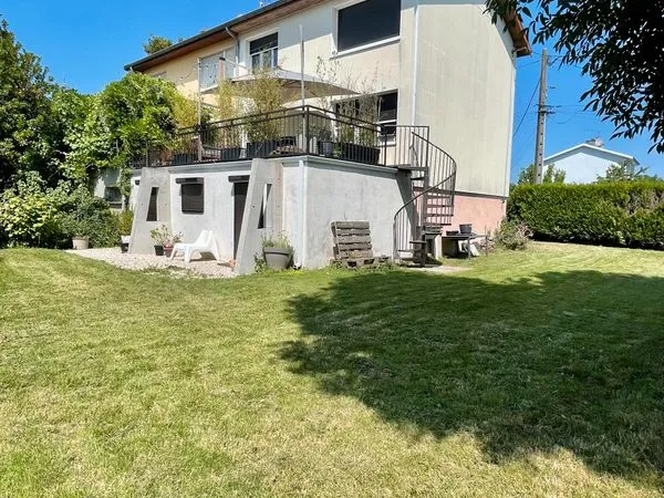Maison de 134m2, 4 chambres, garage et jardin