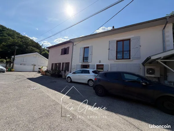 Maison de village 6 pièces 171 m²