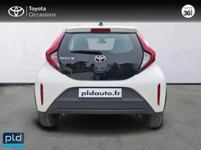 Toyota Aygo x 1.0 vvt-i 72ch active business my23 — photo 7