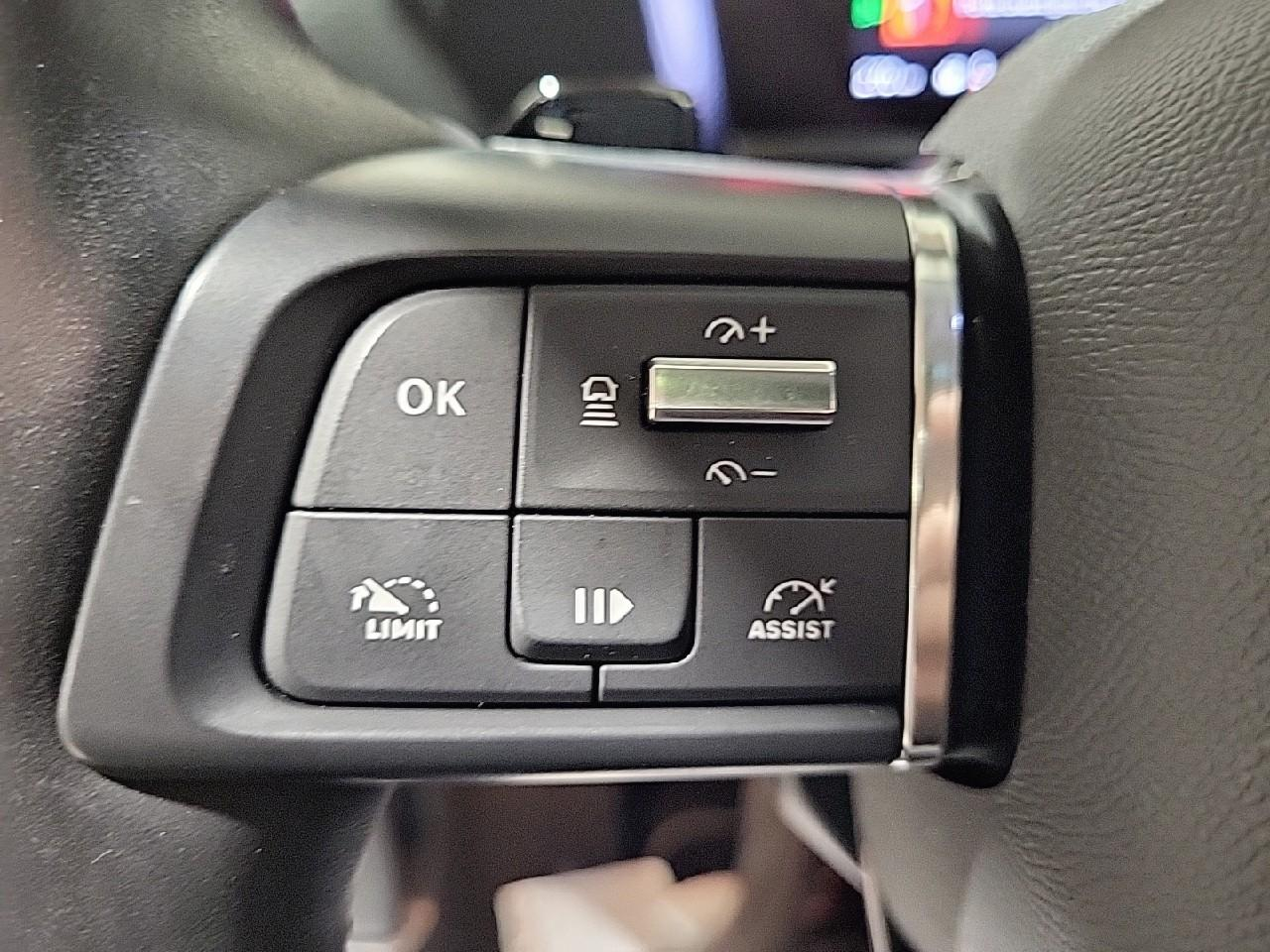 Citroën C4 puretech 130 s&s eat8 shine pack — photo 22