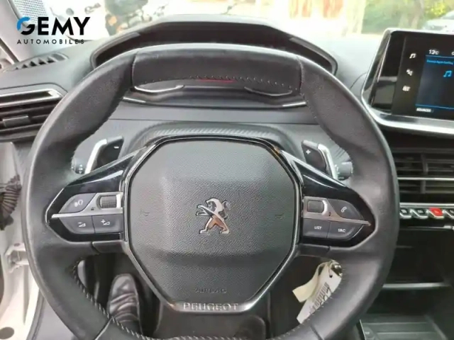 Peugeot 2008 puretech 130 s&amp;s eat8 — photo 31