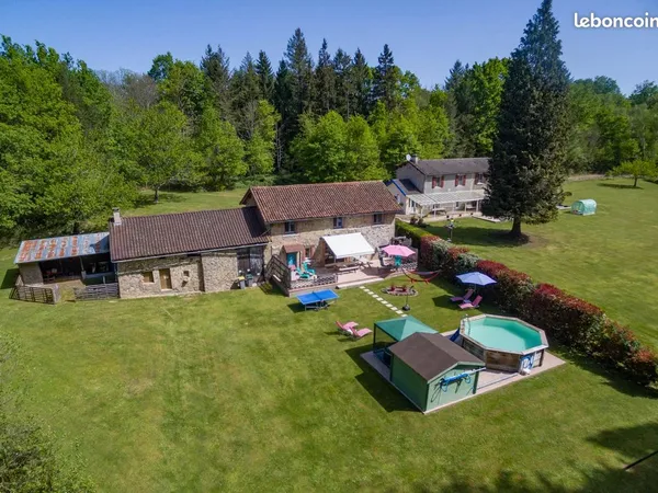 Propriété 14 pièces 255 m²