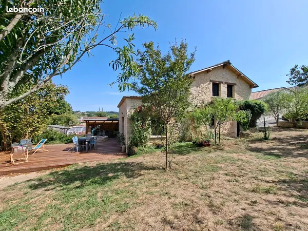 MAISON EN PIERRE DE CHARME - 154 m² - 4 CHAMBRES - PROCHE BRANNE / LIBOURNE