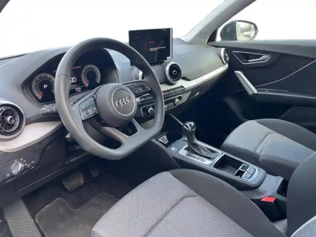 Audi Q2 35 tfsi 150 s tronic 7 — photo 46
