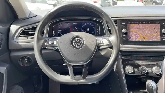 Volkswagen T-Roc 1.5 tsi 150 evo start/stop dsg7 — photo 18